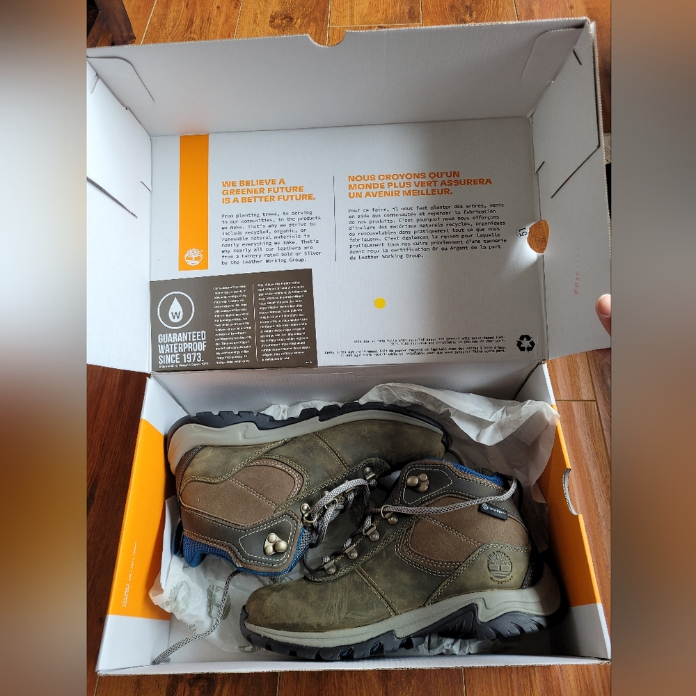 BRAND NEW- Womens Timberland Mt. Maddsen Waterproof Hiking Boots - US 6.5 - Gray